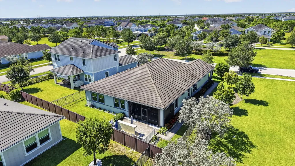 19599 Split Rail Run Loxahatchee FL 33470