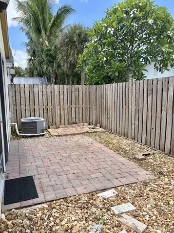 3125 Shelby Way Palm Springs FL 33461
