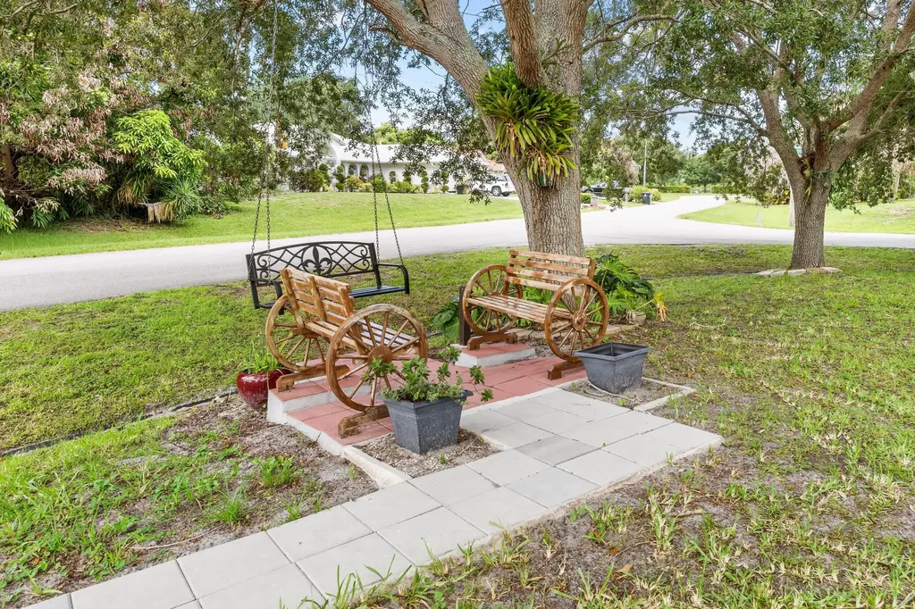 265 SW Dalton Circle Port St Lucie FL 34953