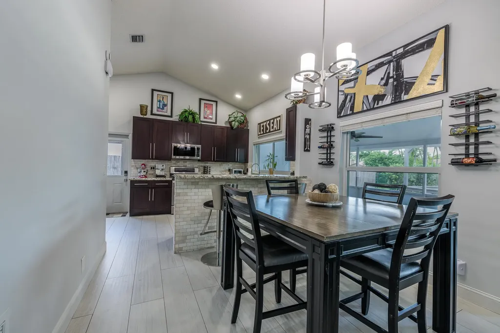 10275 Grove Lane Cooper City FL 33328