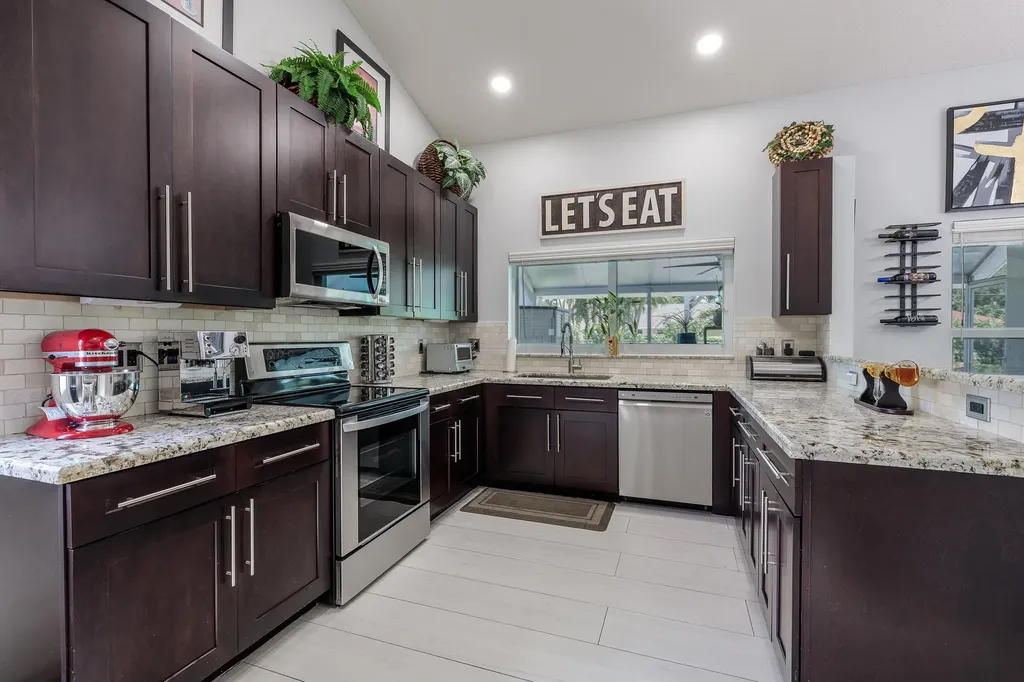 10275 Grove Lane Cooper City FL 33328