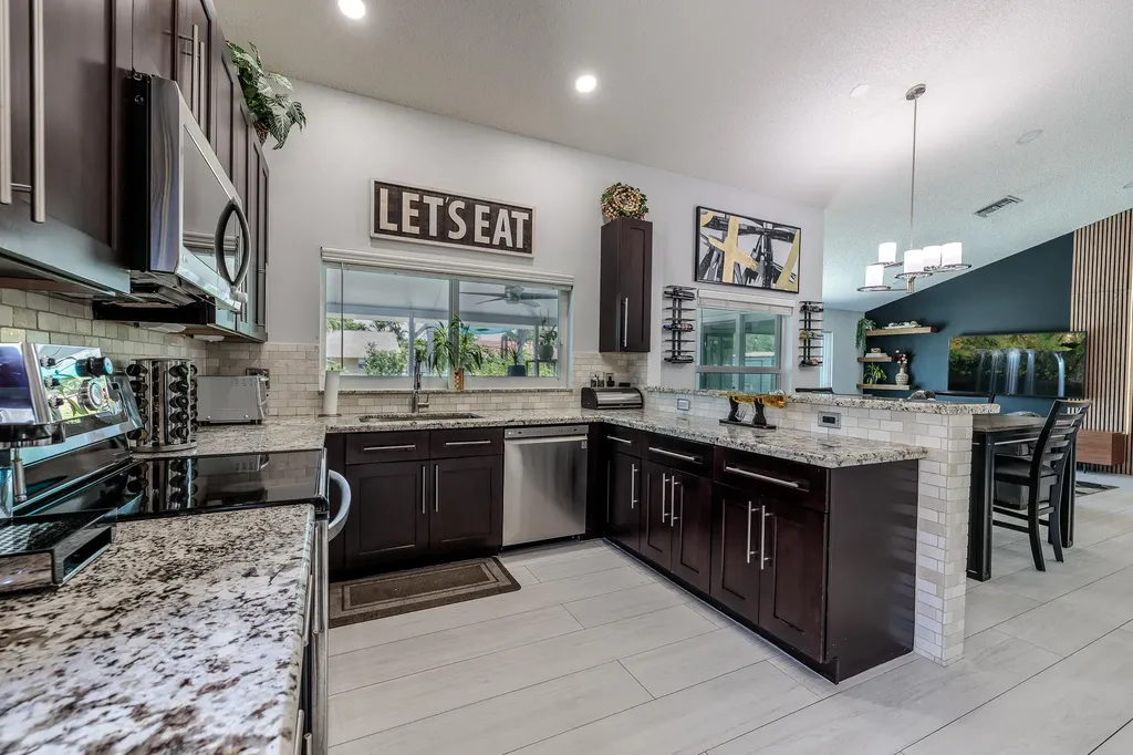 10275 Grove Lane Cooper City FL 33328