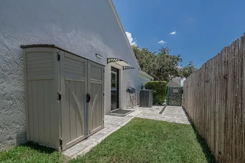 10275 Grove Lane Cooper City FL 33328