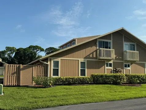 232 Maplecrest Circle Jupiter FL 33458