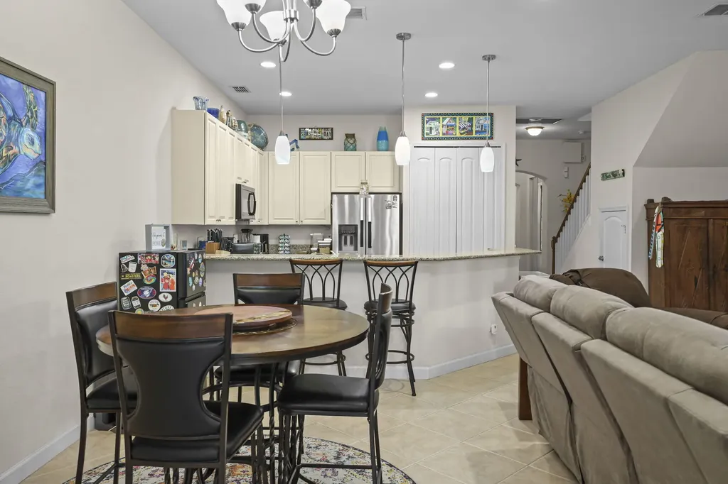6179 NW Helmsdale Way Port St Lucie FL 34983