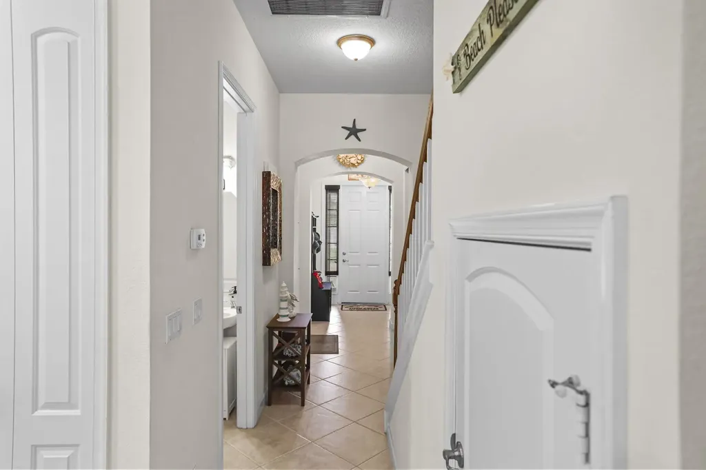 6179 NW Helmsdale Way Port St Lucie FL 34983