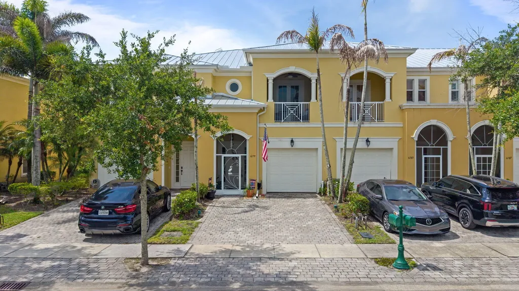 6179 NW Helmsdale Way Port St Lucie FL 34983