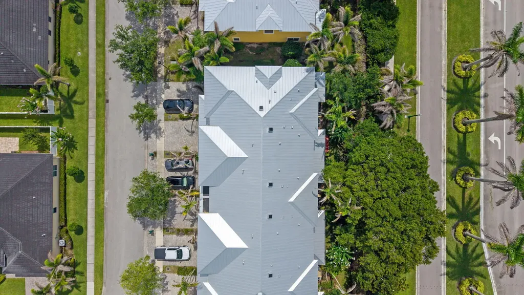 6179 NW Helmsdale Way Port St Lucie FL 34983