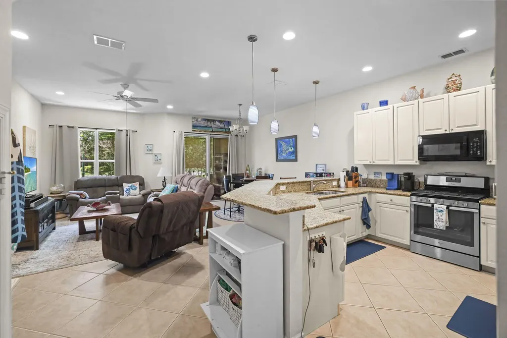 6179 NW Helmsdale Way Port St Lucie FL 34983