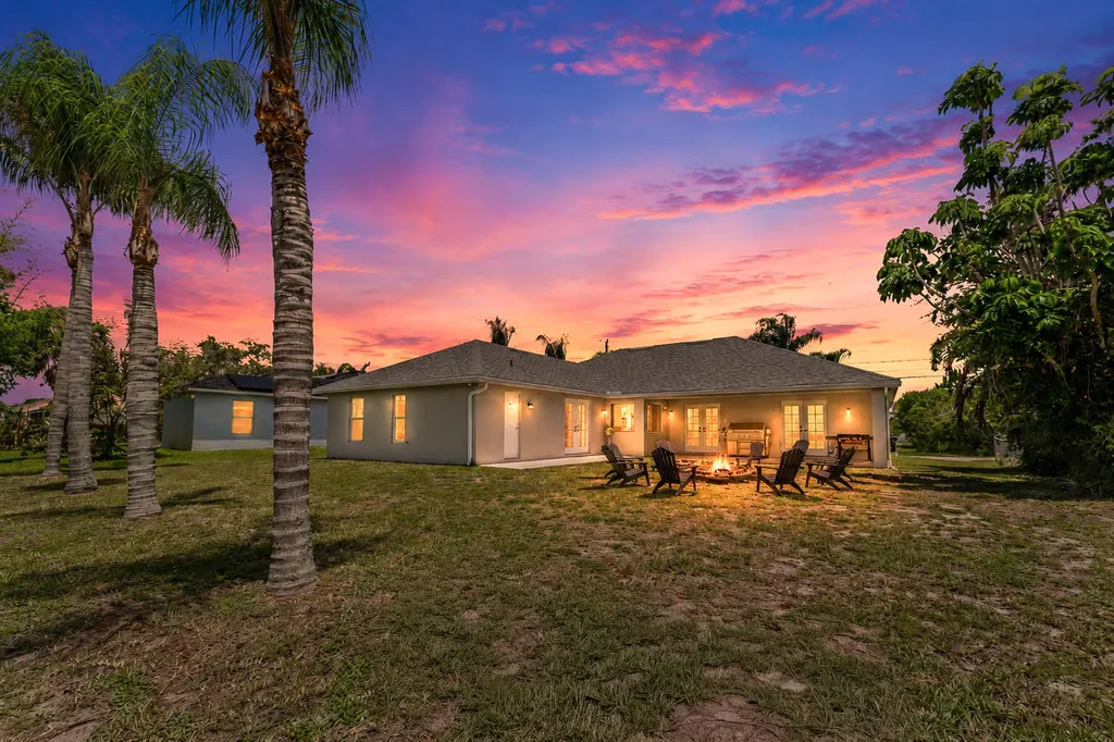 292 SW Janice Avenue Port St Lucie FL 34953