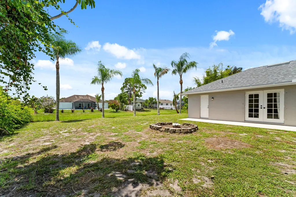 292 SW Janice Avenue Port St Lucie FL 34953