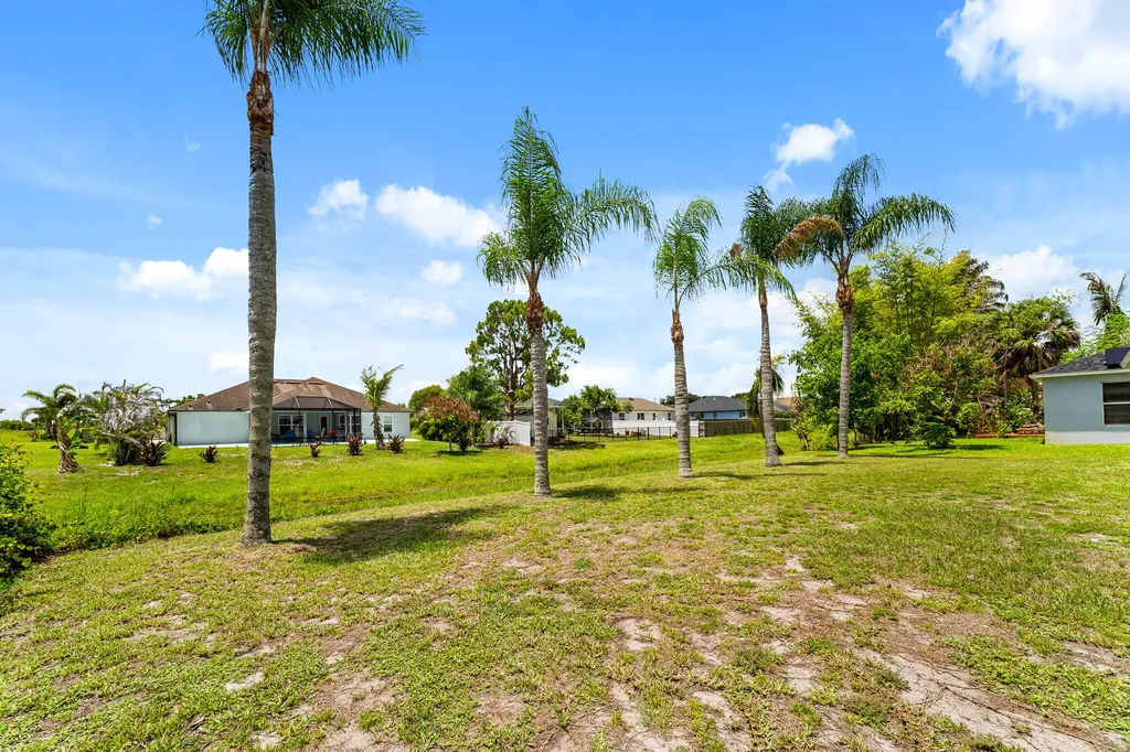 292 SW Janice Avenue Port St Lucie FL 34953
