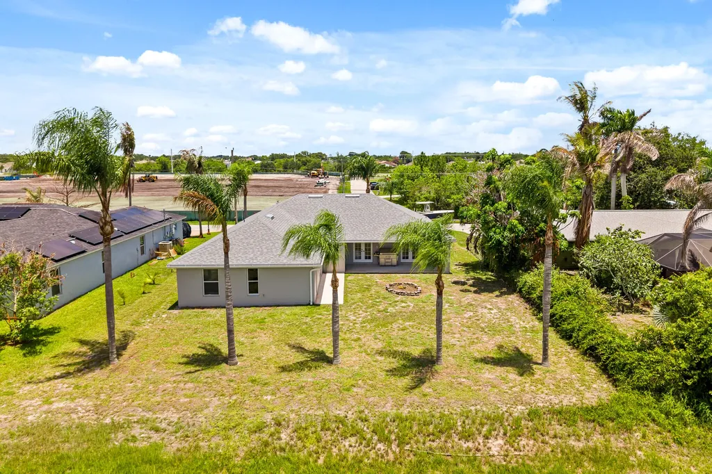 292 SW Janice Avenue Port St Lucie FL 34953