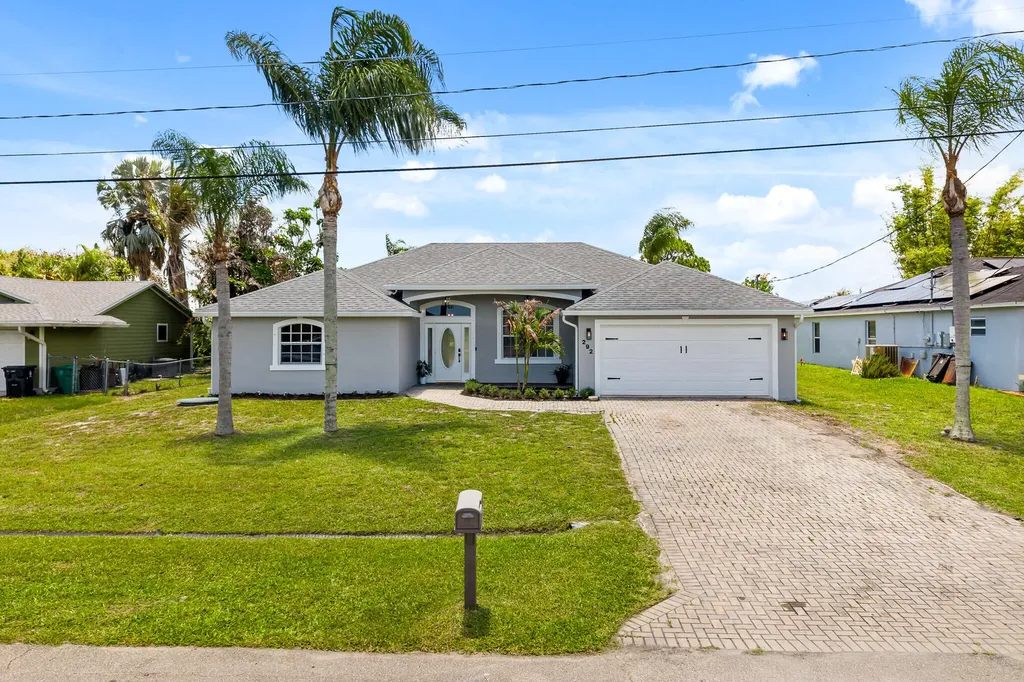 292 SW Janice Avenue Port St Lucie FL 34953