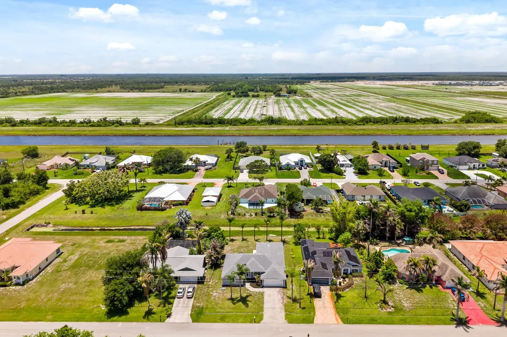 292 SW Janice Avenue Port St Lucie FL 34953