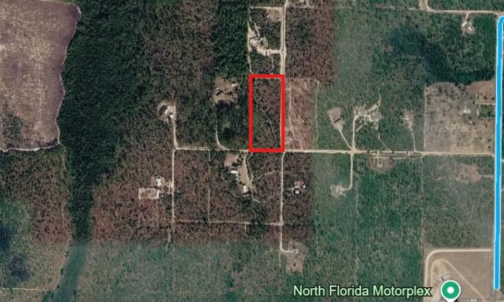 Xxxx NW Smokey Lane NW Fountain FL 32438