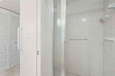 6850 10th Avenue N Greenacres FL 33467