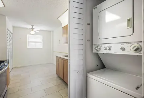 6850 10th Avenue N Greenacres FL 33467