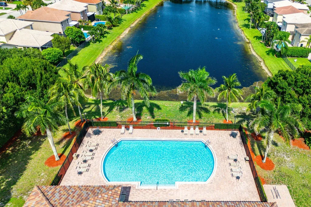 11130 Silver Ridge Street Wellington FL 33449