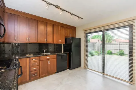 818 8th Court Palm Beach Gardens FL 33410