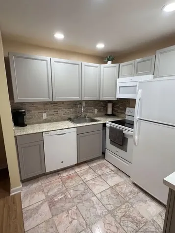 68 Brighton B Boca Raton FL 33434