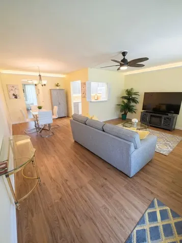 68 Brighton B Boca Raton FL 33434