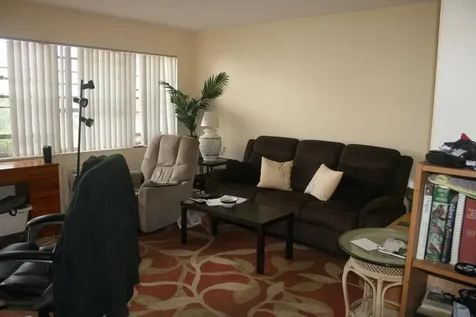 28 Camden B West Palm Beach FL 33417