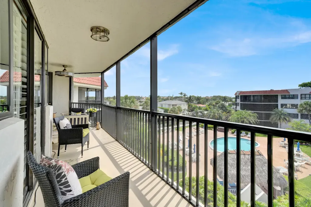 800 Jeffery Street Boca Raton FL 33487