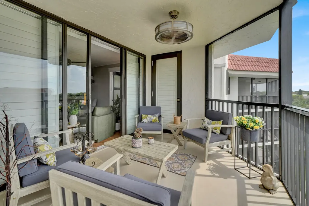 800 Jeffery Street Boca Raton FL 33487