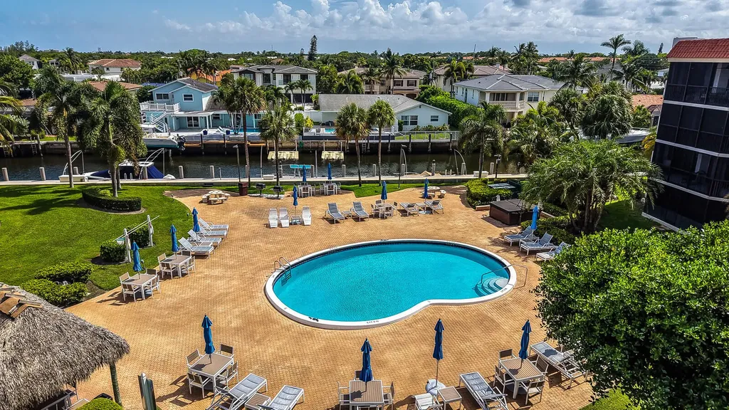 800 Jeffery Street Boca Raton FL 33487