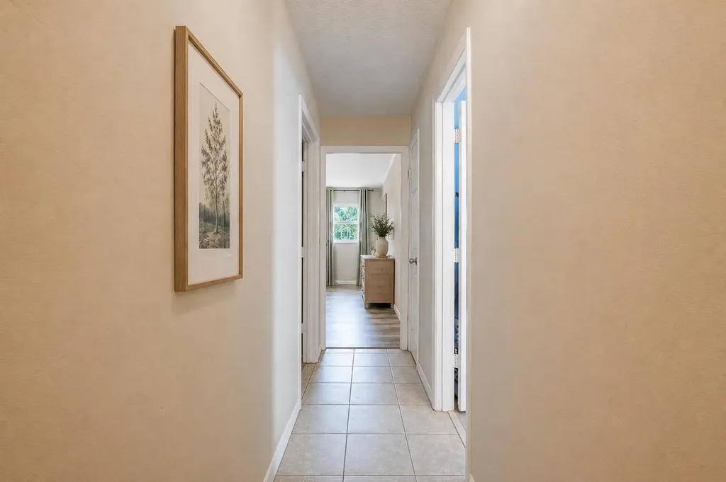 1091 SE Spinnaker Avenue Port St Lucie FL 34983