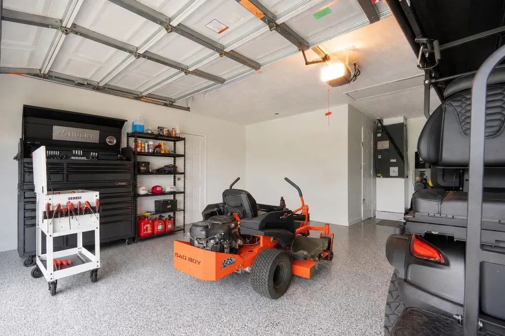 1091 SE Spinnaker Avenue Port St Lucie FL 34983