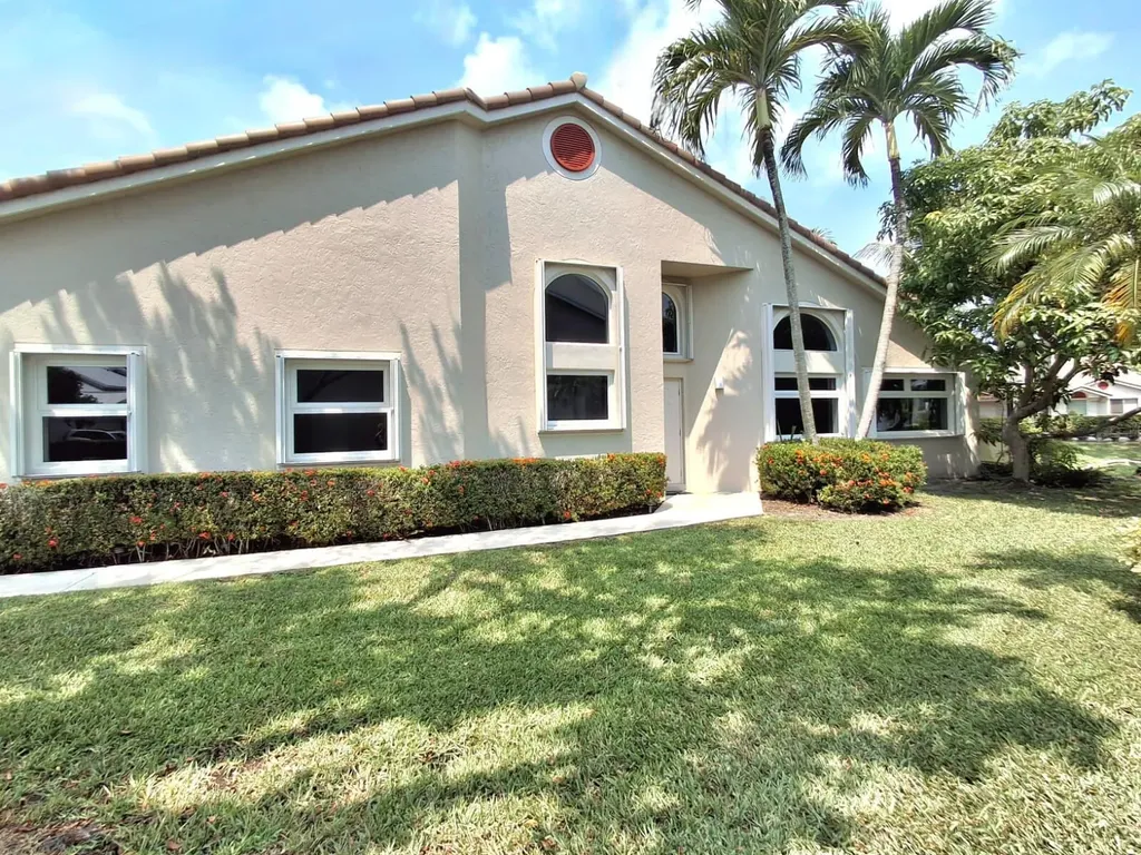 7400 Pinewalk Drive S Margate FL 33063