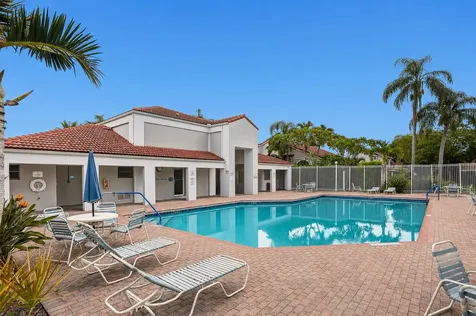 7400 Pinewalk Drive S Margate FL 33063