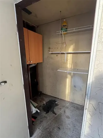 15690 SW 82nd Circle Lane Miami FL 33193