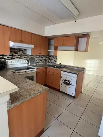 15690 SW 82nd Circle Lane Miami FL 33193