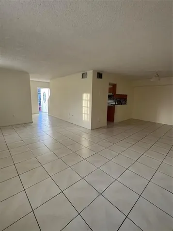 15690 SW 82nd Circle Lane Miami FL 33193