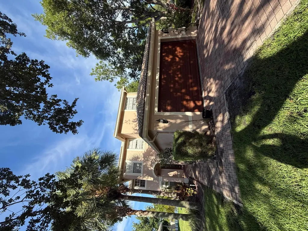 624 Garden Cress Trail Royal Palm Beach FL 33411