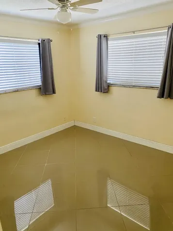 4559 NW 16th Way Tamarac FL 33309