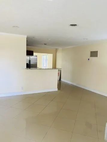 4559 NW 16th Way Tamarac FL 33309