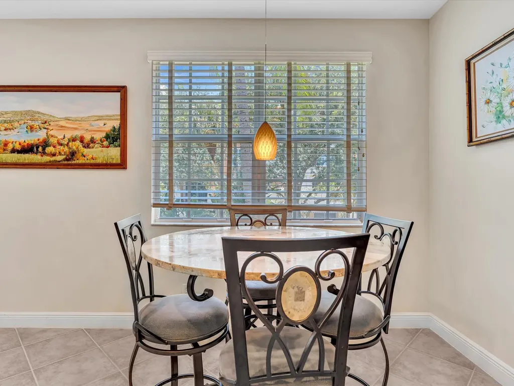 5575 NE Trieste Way Boca Raton FL 33487