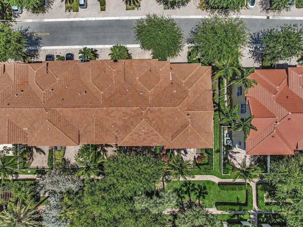 5575 NE Trieste Way Boca Raton FL 33487