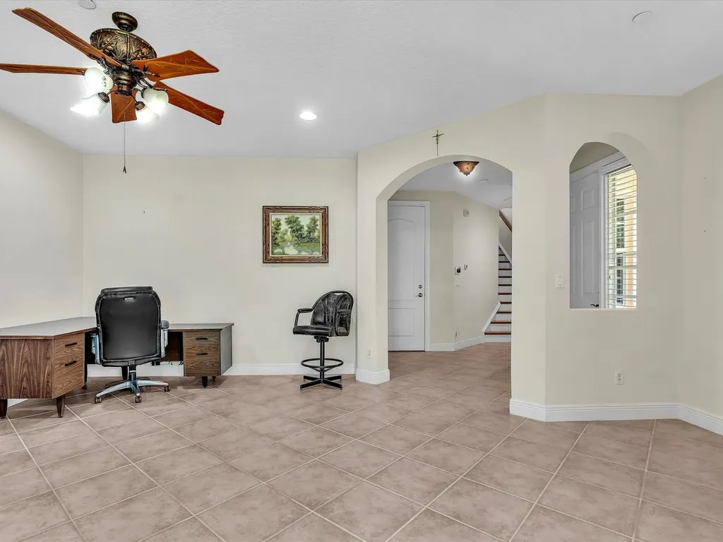 5575 NE Trieste Way Boca Raton FL 33487