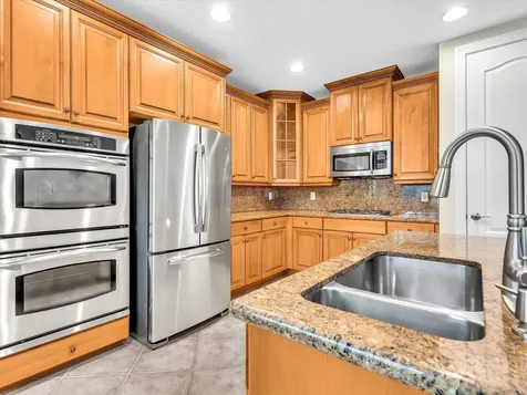 5575 NE Trieste Way Boca Raton FL 33487