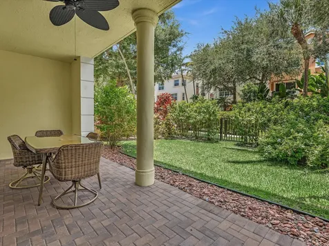 5575 NE Trieste Way Boca Raton FL 33487