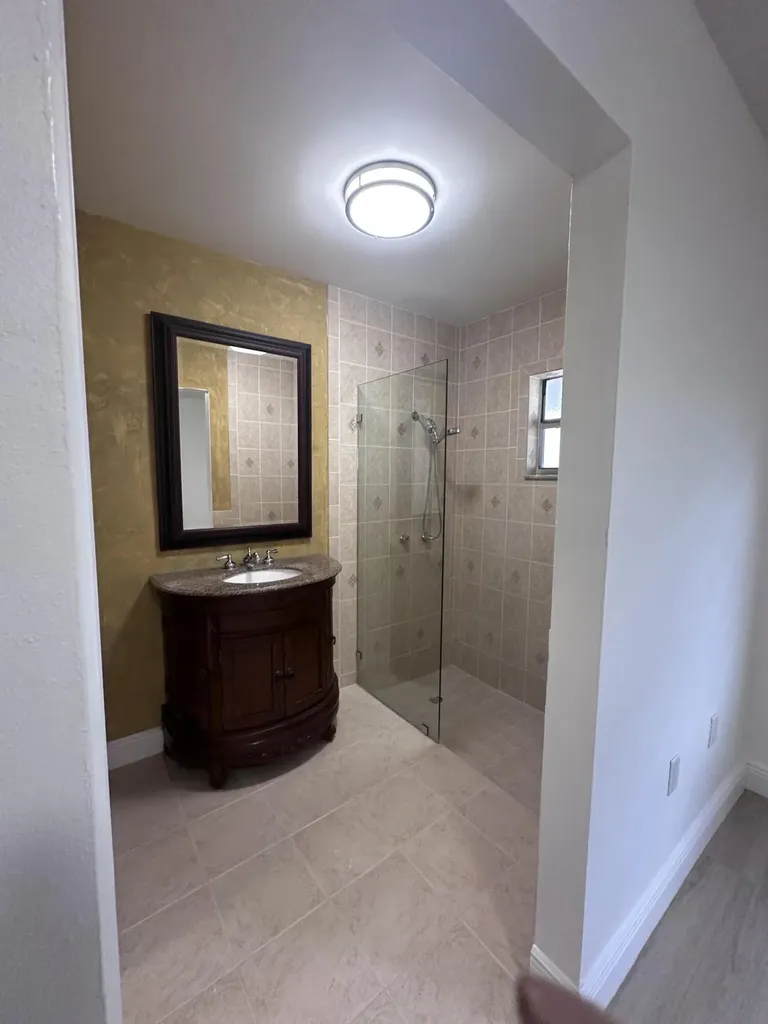 19823 NW 64th Place Hialeah FL 33015