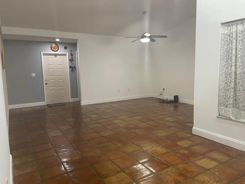 19823 NW 64th Place Hialeah FL 33015