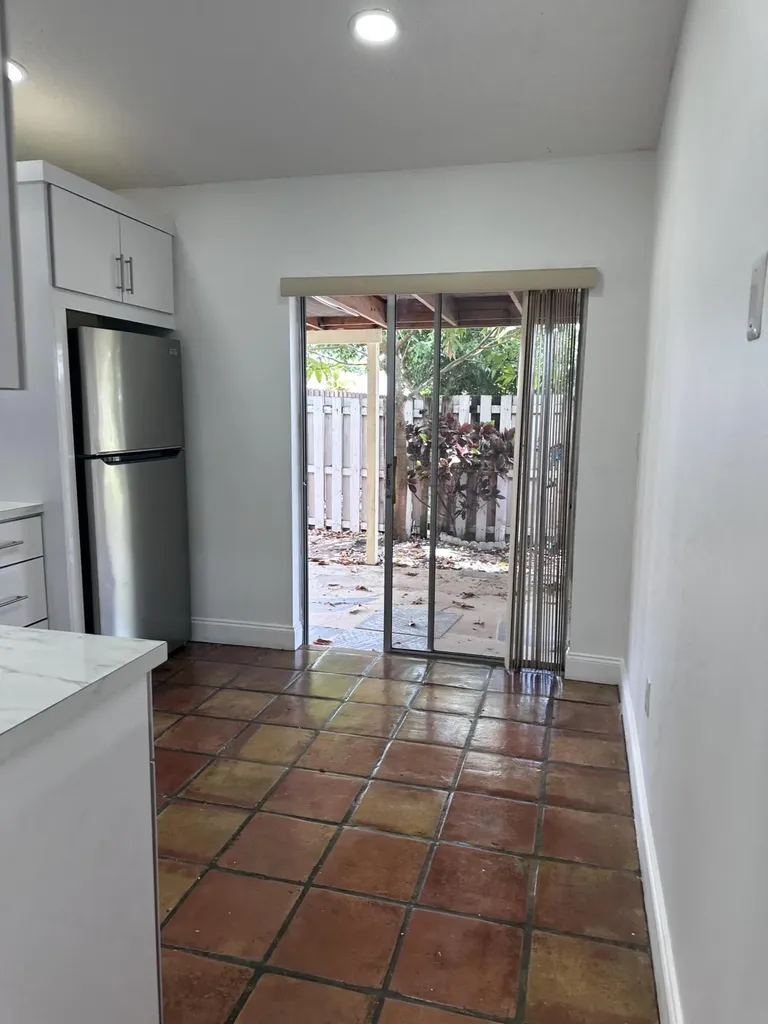 19823 NW 64th Place Hialeah FL 33015