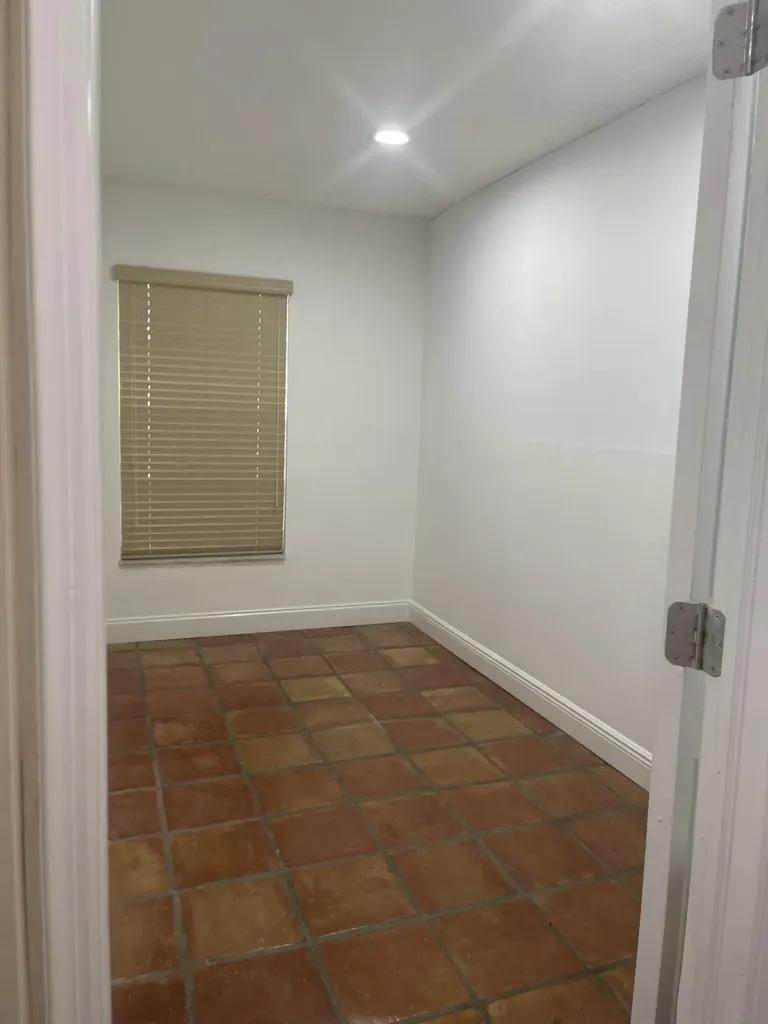19823 NW 64th Place Hialeah FL 33015