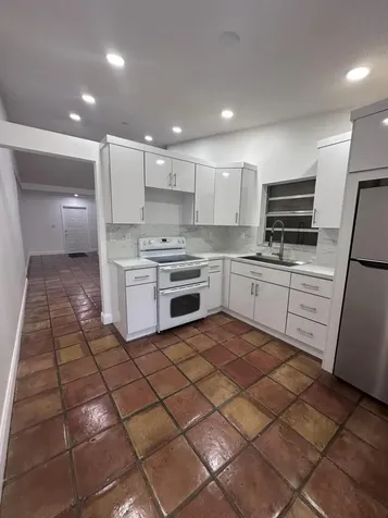 19823 NW 64th Place Hialeah FL 33015